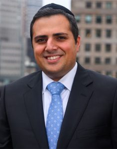 avi davidov headshot