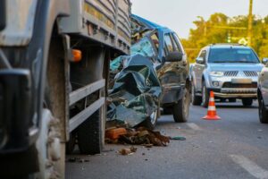 A New York truck accident lawyer can investigate complex crashes involving tractor-trailers.