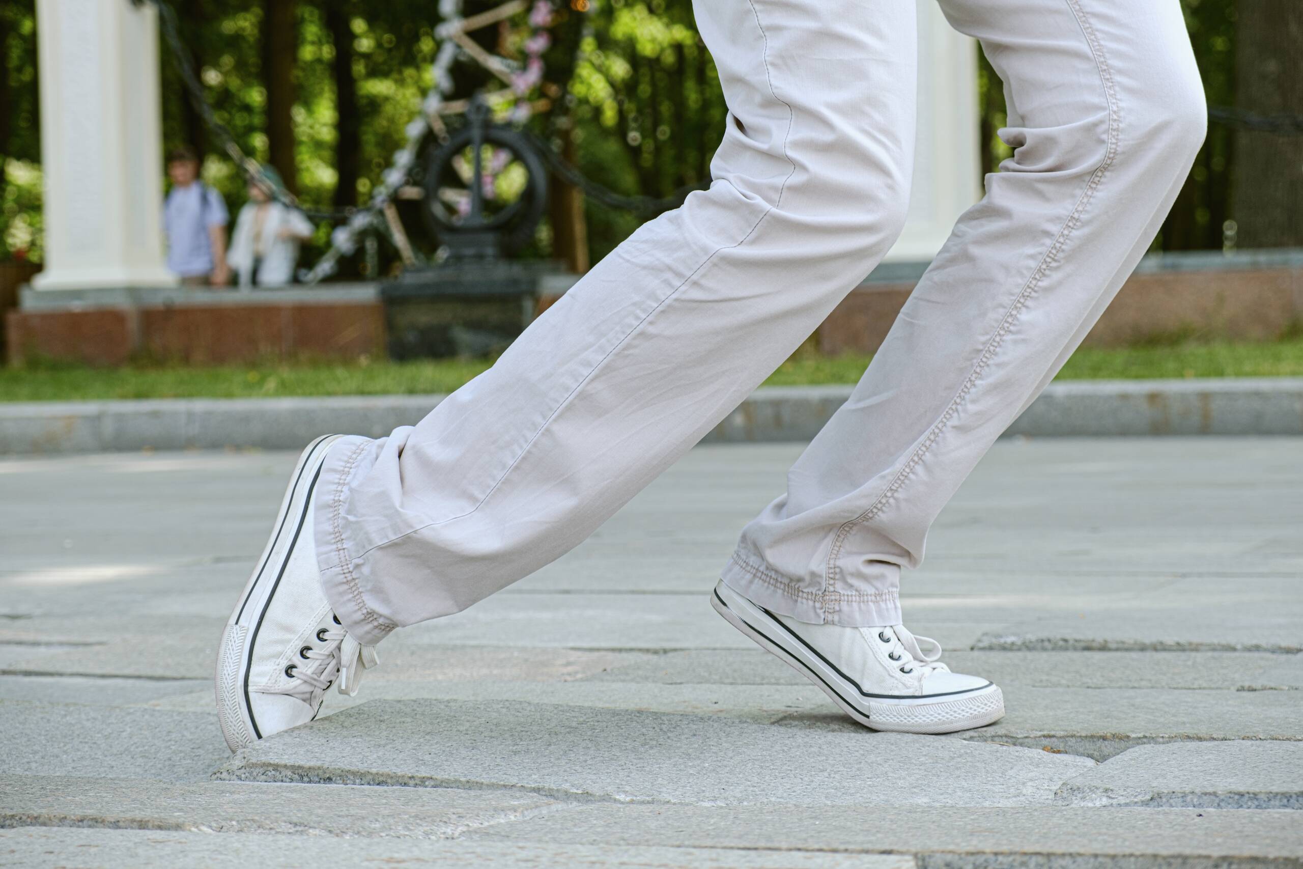 Pedestrian tripping on an uneven sidewalk in NYC, example of why a landlord—not the City—may be responsible under §7-210.